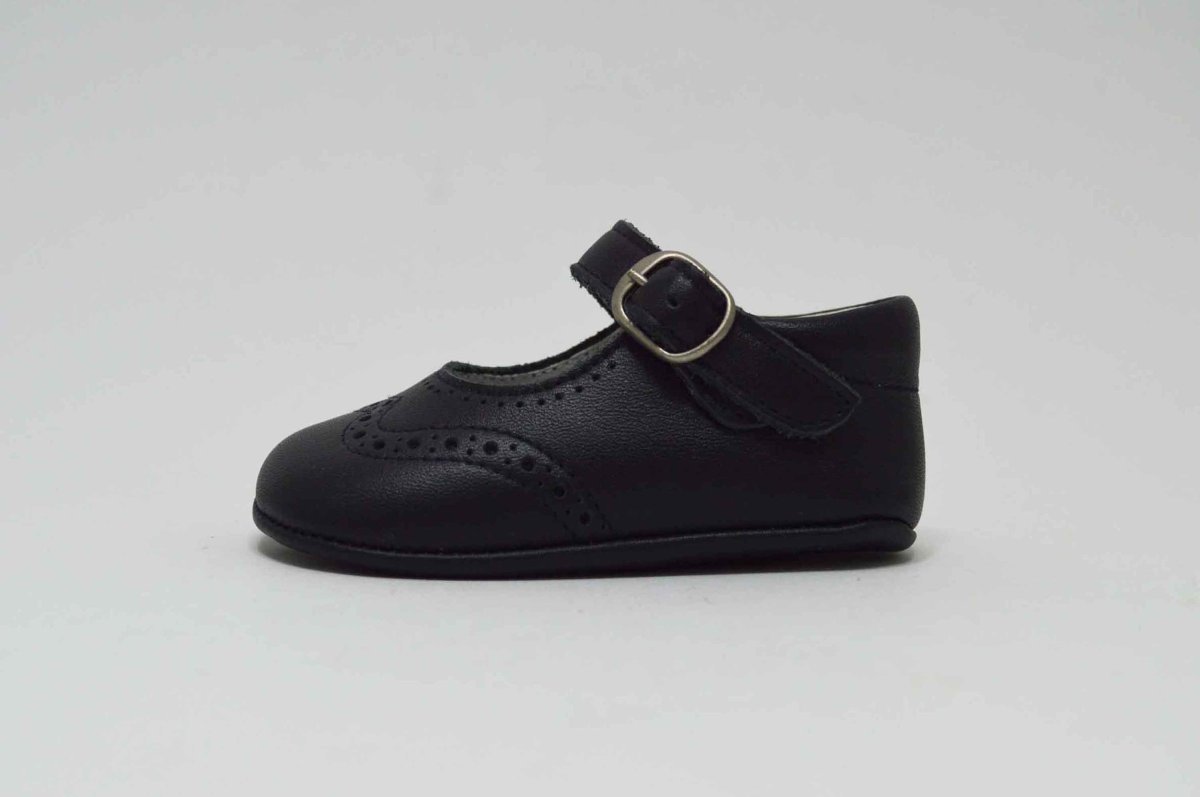 Zapato mercedes sin suela con picado - Imagen 9