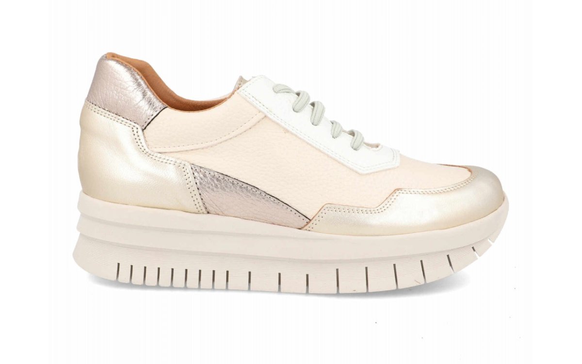 Deportiva de piel para mujer modelo 124 en Beige con detalles metalizados y suela track - Imagen 3