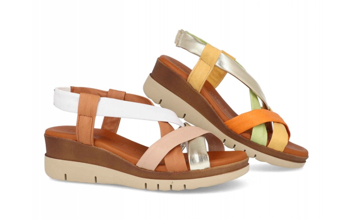 Sandalia de piel para mujer modelo 13744 con diseño de tiras cruzadas y suela bio - Imagen 2