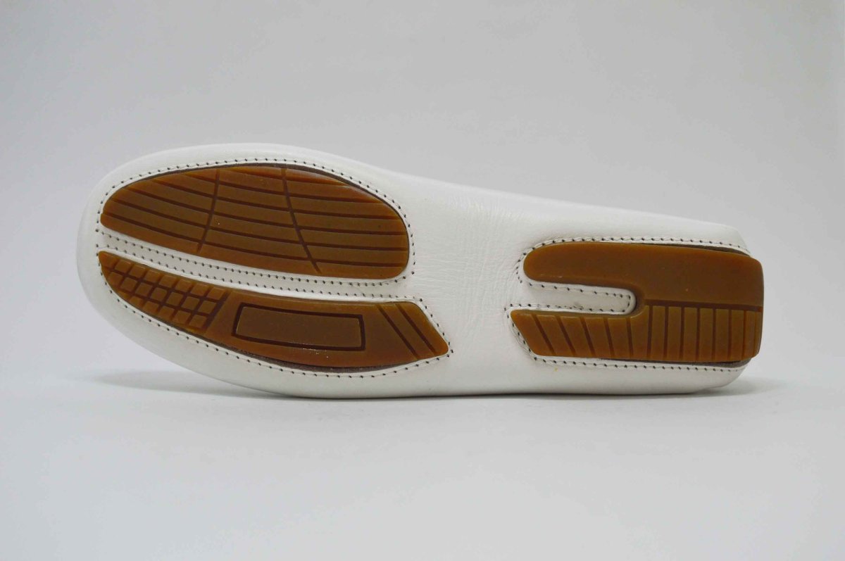 Mocasin blanco hebilla metalica - Imagen 7
