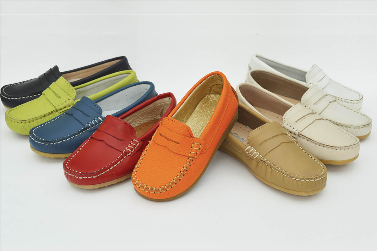 Mocasín flexible antifaz niño
