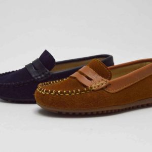 Mocasín en piel serraje combinado con napa niños