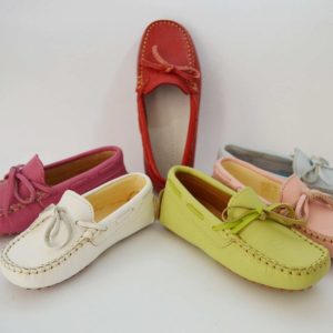 Mocasín con lazo