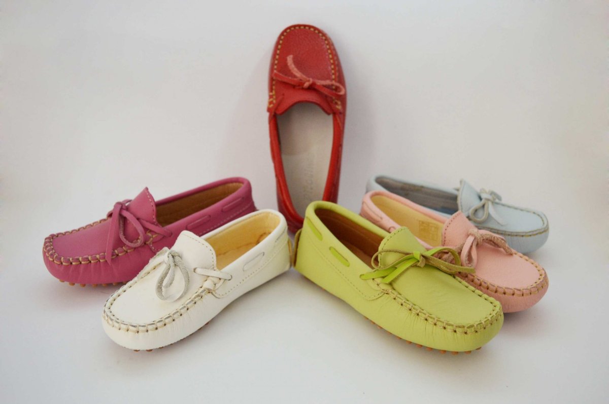 Mocasín con lazo