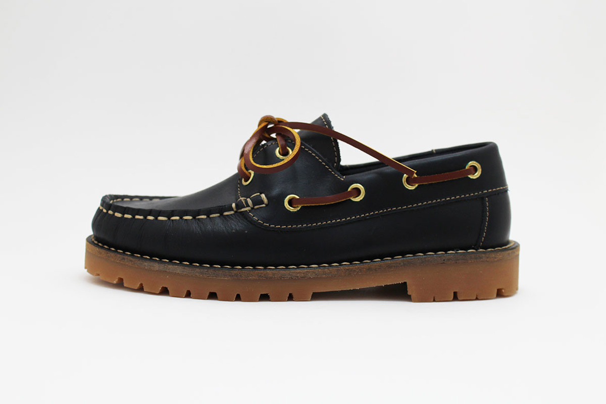 Náutico suela gruesa azul marino cordones marrones niño niña - Imagen 4