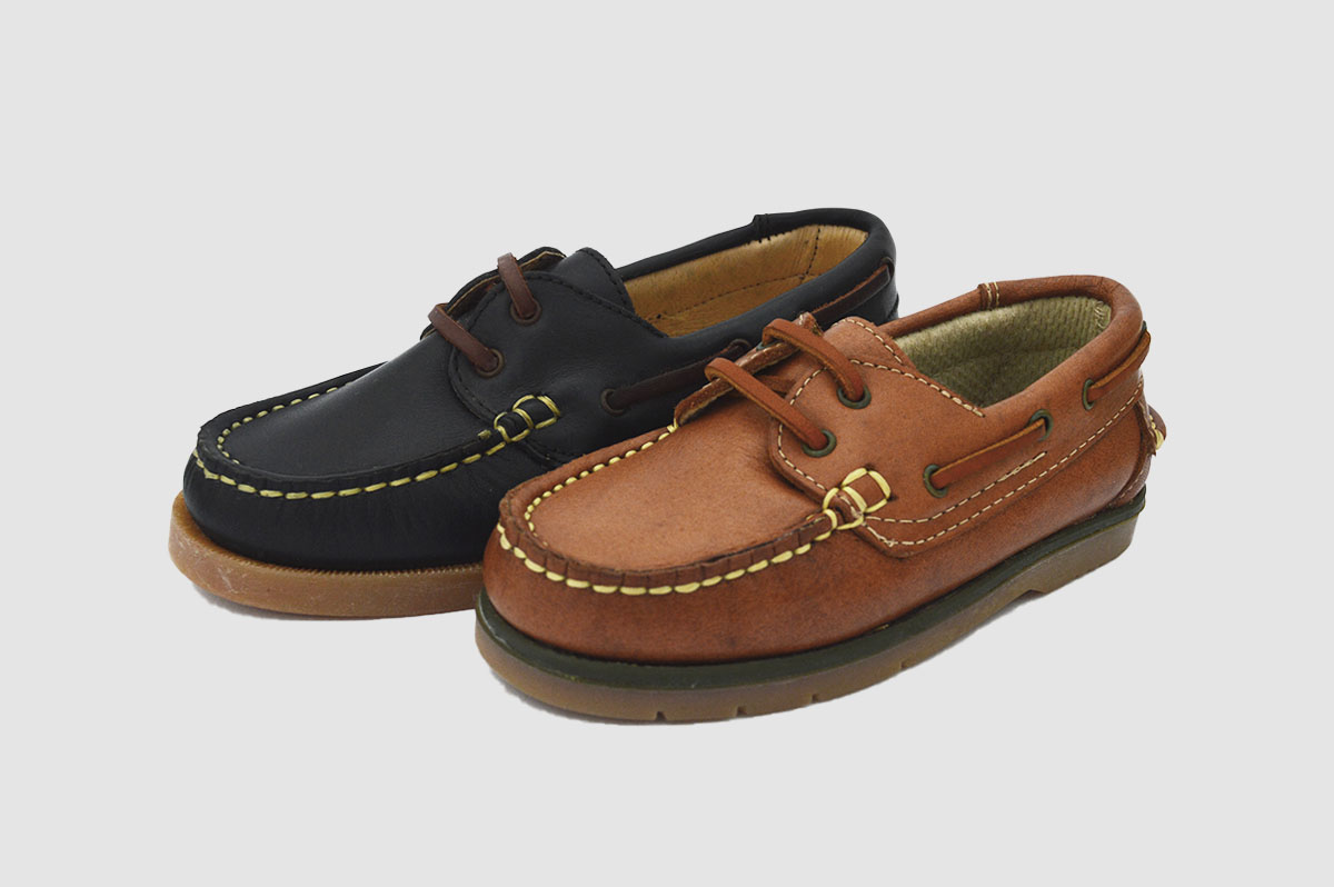 Naúticos cordones suela fina niños