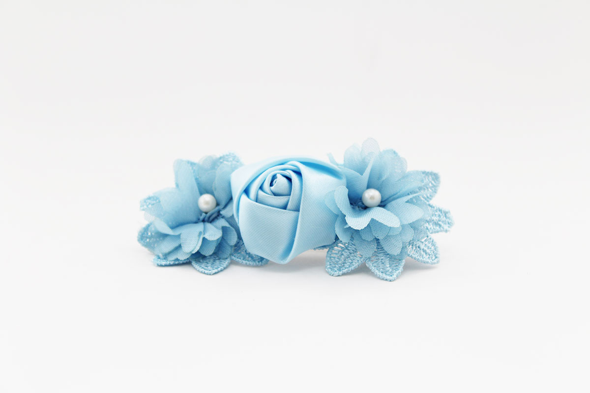Pasador flores azul comunión niña - Imagen 2