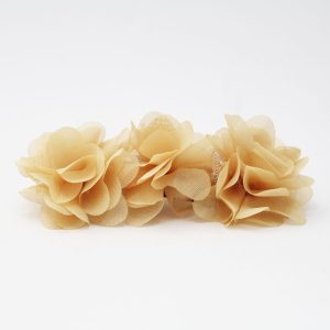 Pasador clip flores beige tostado niña