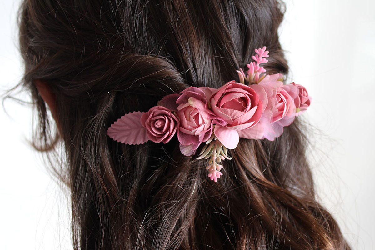 Pasador flores/hojas rosa comunion niña - Imagen 5