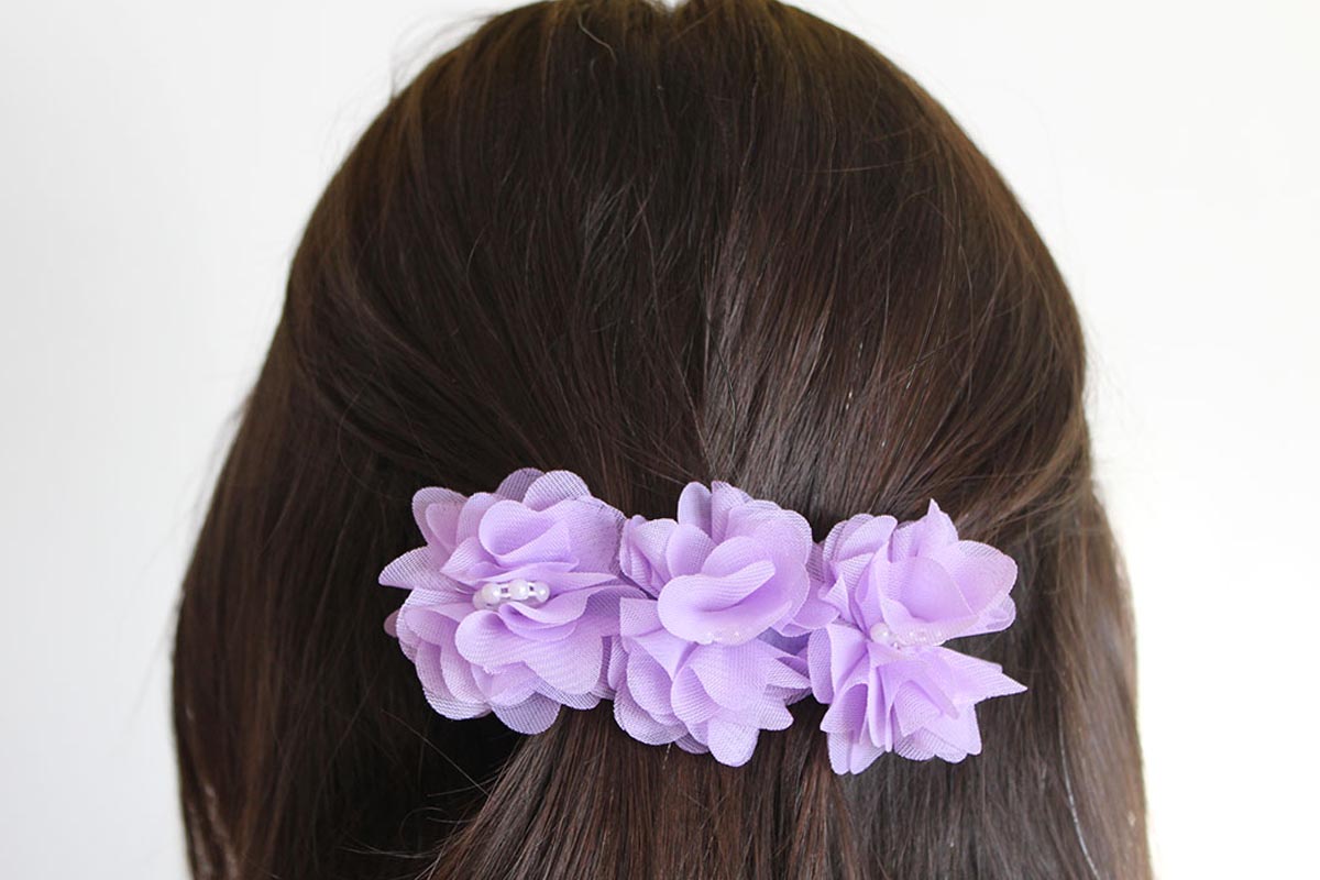 Pasador flores malva perla niñas - Imagen 2