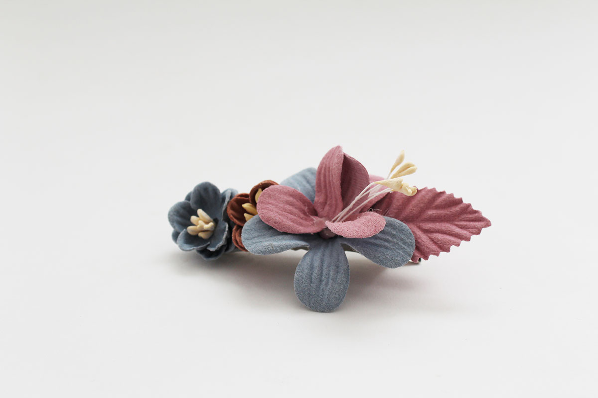 Pinza pelo flores hoja ceremonia niña - Imagen 4