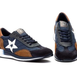 R83-7545 Calzado para caballero deportivo tipo casual en piel de color marino ( hecho en España)