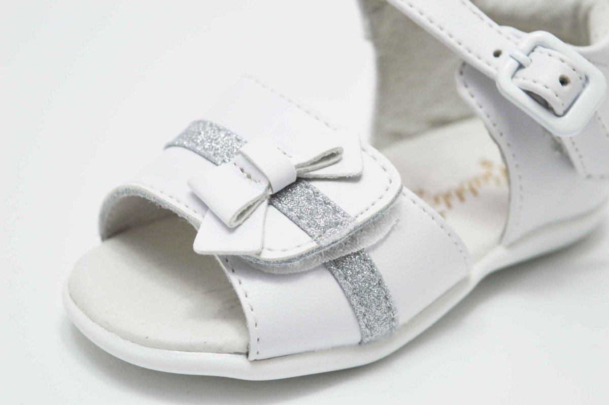 Sandalia blanca niña hebilla glitter plata - Imagen 7