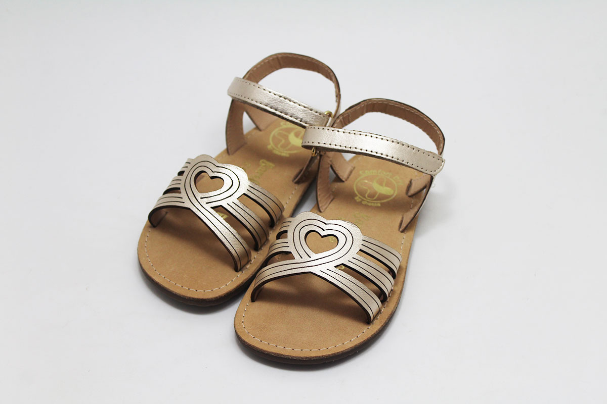 Sandalia corazón niña Barefoot by Chetto - Imagen 3