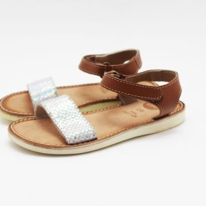 Sandalias niña Gioseppo plata cuero modelo Emili
