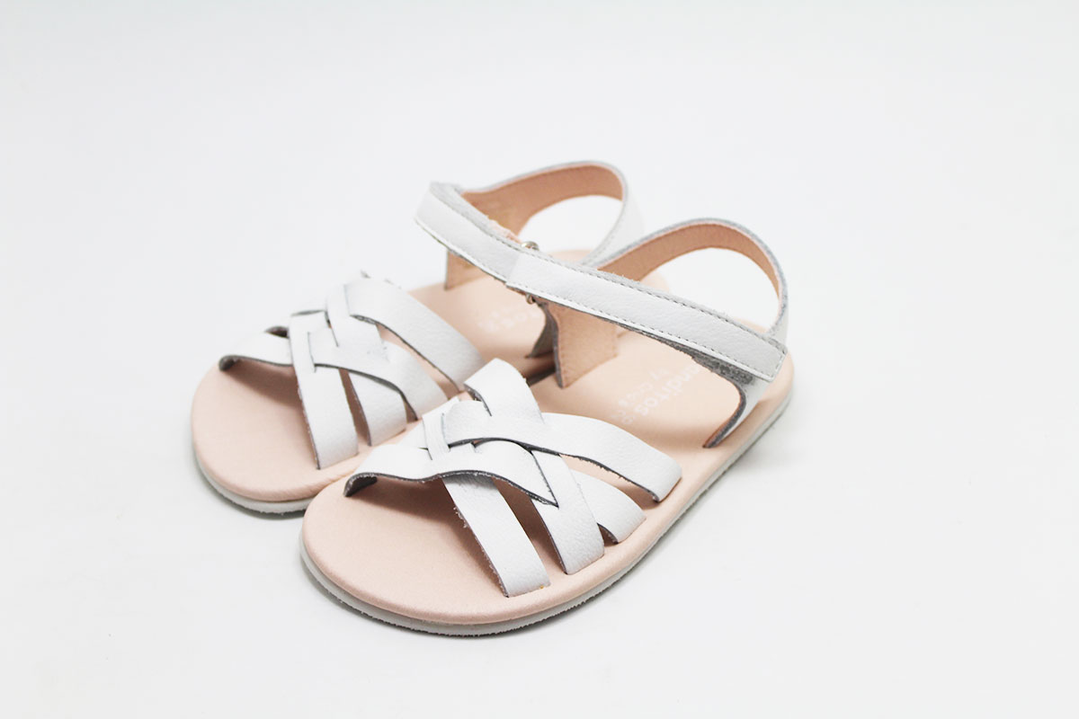 Sandalias Blanditos blanco tiras niña ITACA - Imagen 3