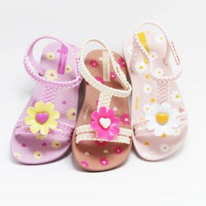 Sandalia Ipanema niña flor corazon