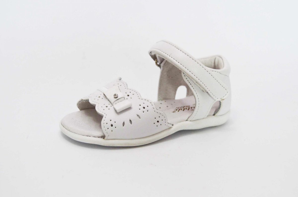 Sandalia niña blanco lacito perla