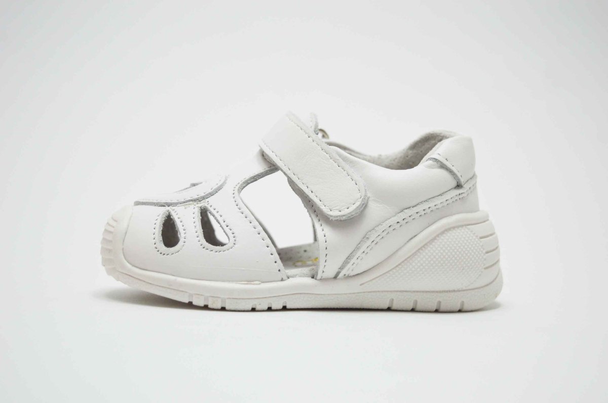Sandalias puntera cerrada niñas - Imagen 4