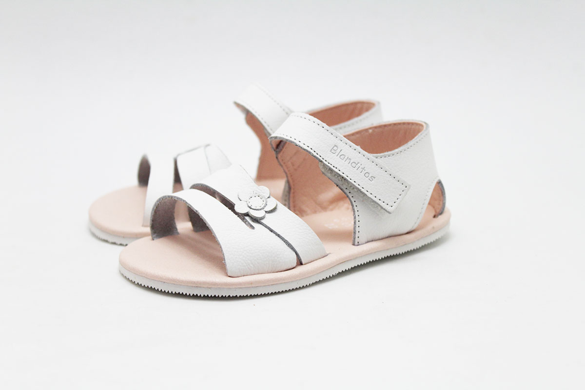 Sandalias flor Blanditos by Crios modelo MALTA - Imagen 3