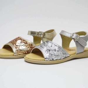 Sandalias niña hebilla glitter corazones