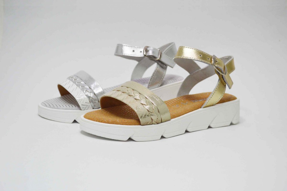 Sandalias metalizada suela blanca niña - Imagen 2
