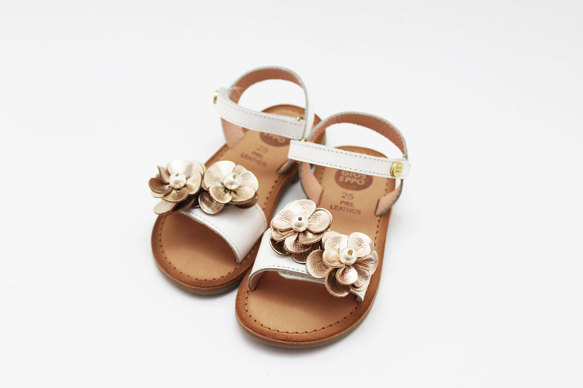Sandalias niña Gioseppo cierre ajustable flores - Imagen 3