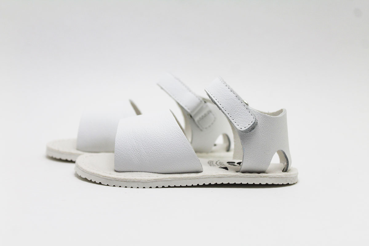 Sandalias respetuosas blanco abiertas niña Mustang free - Imagen 4