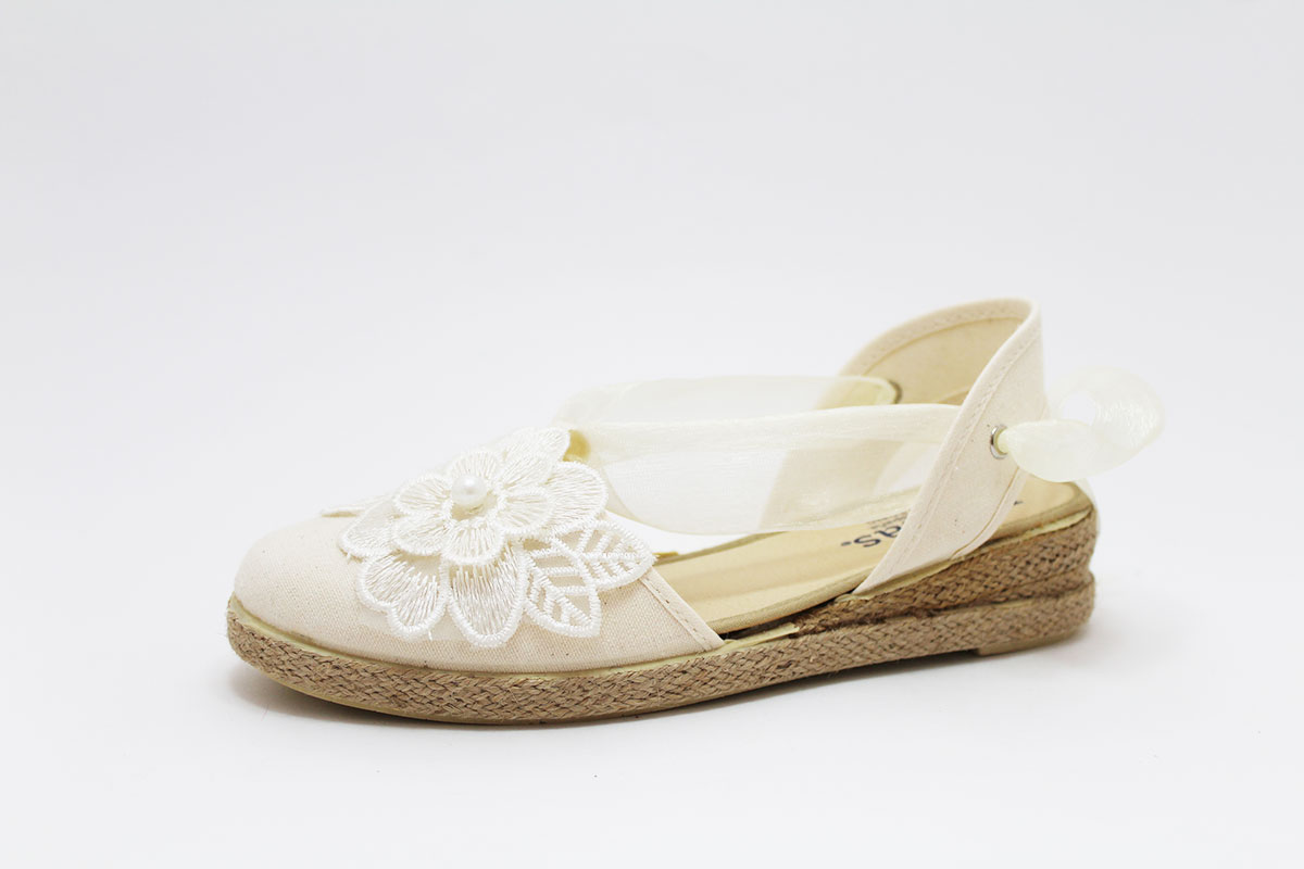 Alpargata cintas raso flor perla niña - Imagen 3