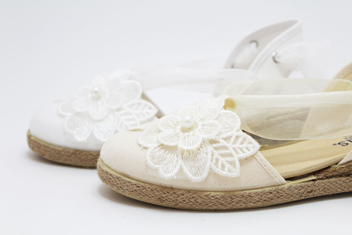 Alpargata cintas raso flor perla niña - Imagen 9