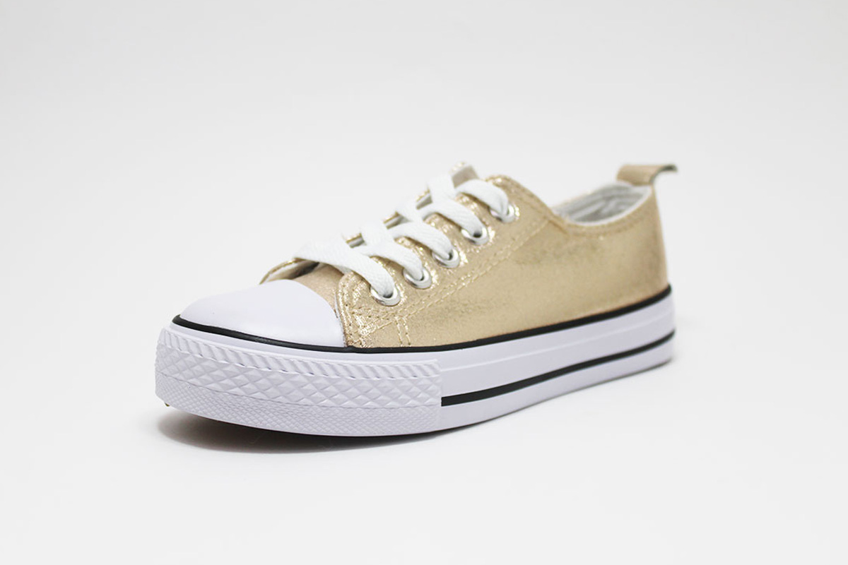 Zapatillas metalizadas con cordones y puntera niña - Imagen 9