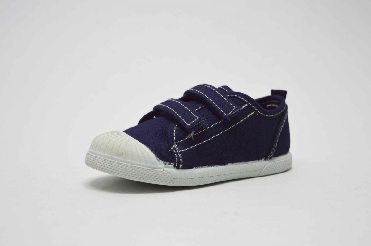 Zapatillas o bambas tipo lona con cierre adherente y puntera - Imagen 2