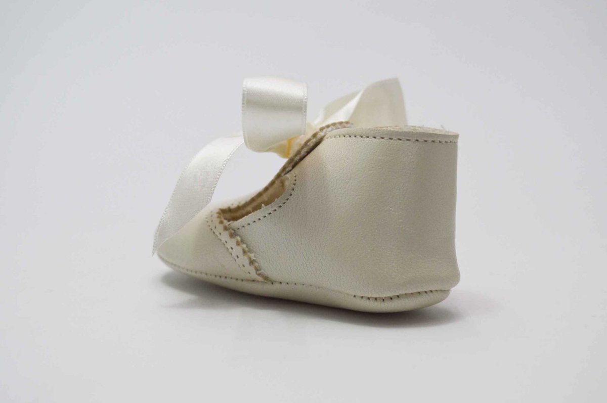Bautizo niño nacarado beige - Imagen 6
