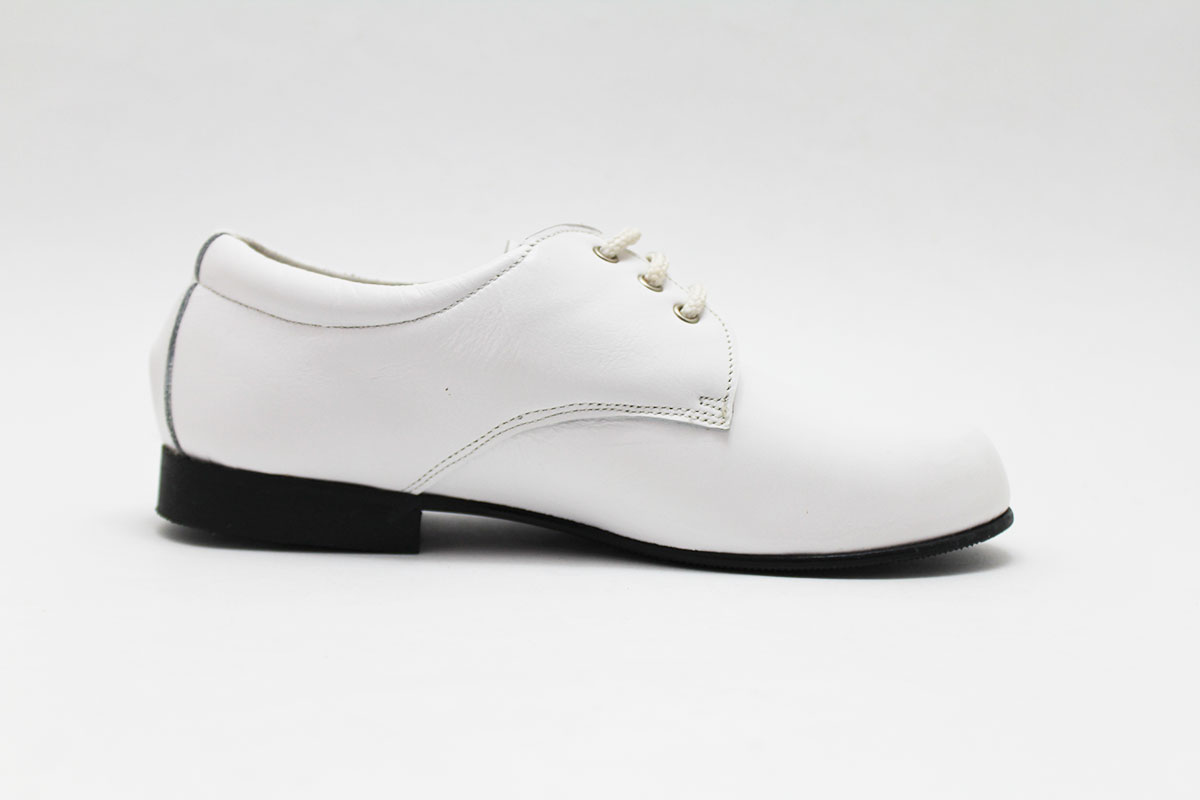 Zapato blanco cordones ceremonia niño - Imagen 6