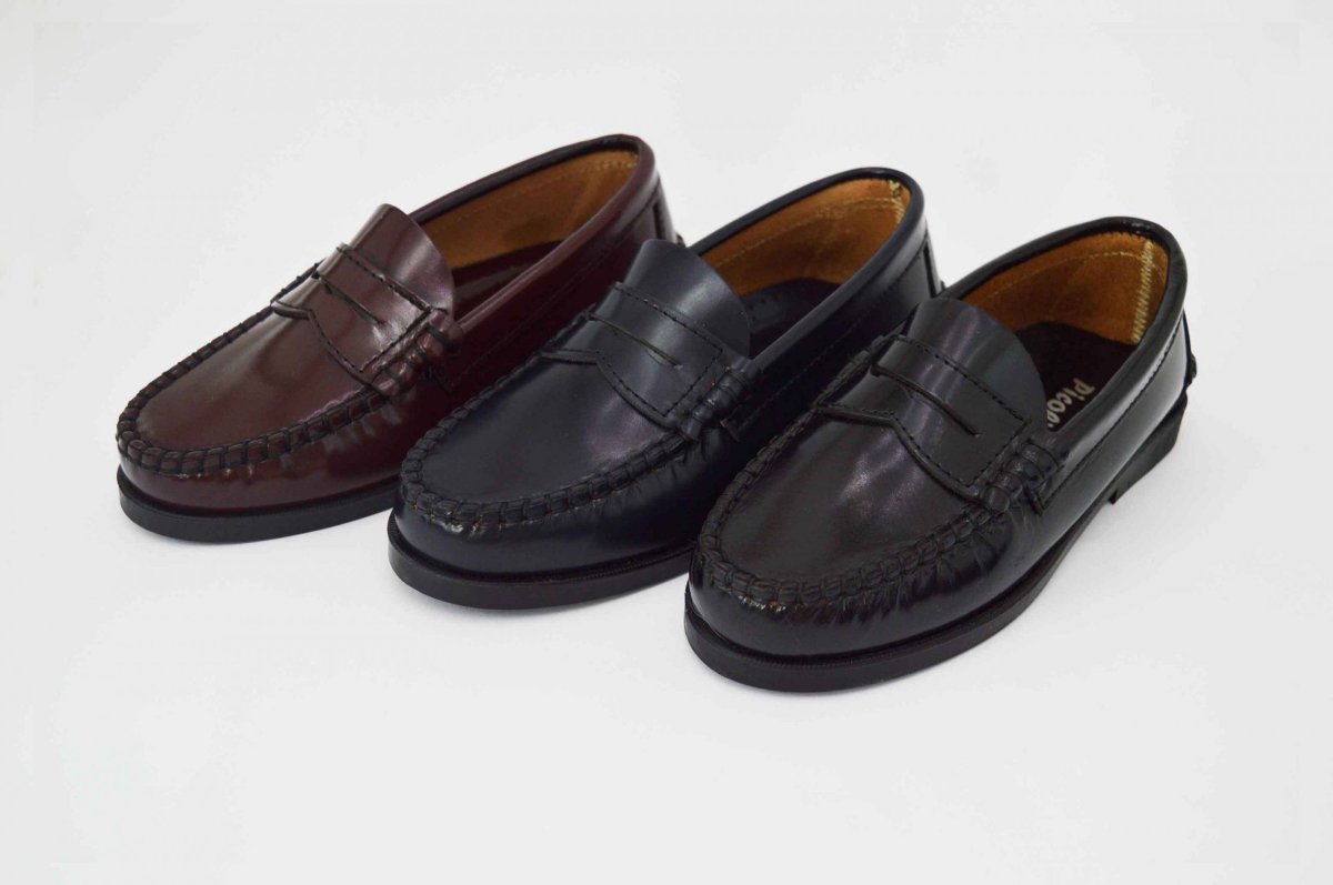 Zapatos castellano con antifaz unisex