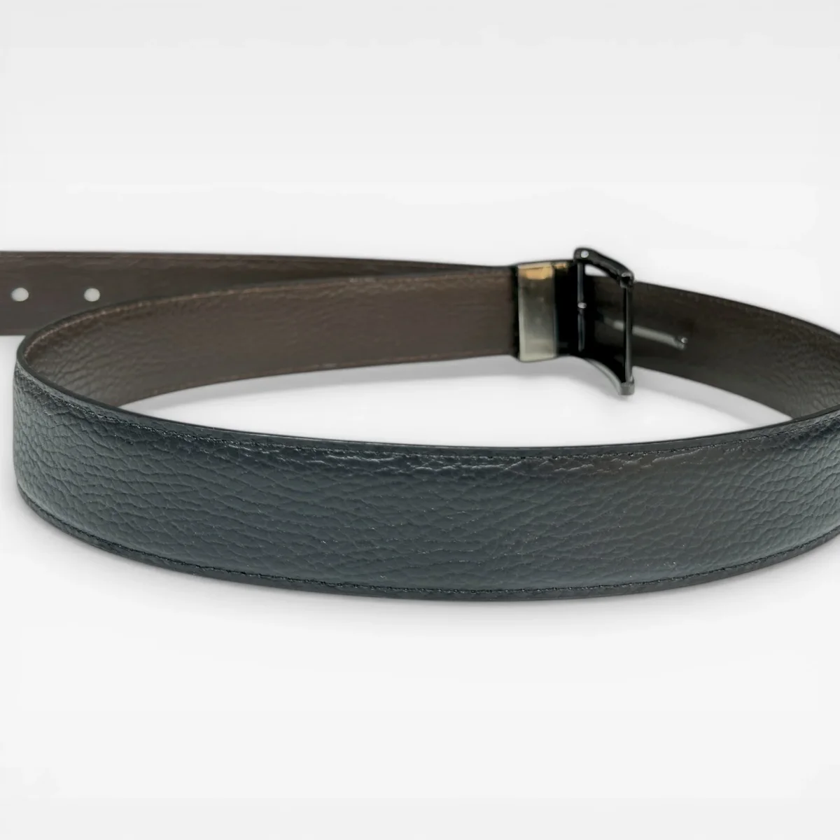 Cinturón Reversible de Cuero Legítimo para Hombre – Doble Faz Negro y Café - Imagen 5