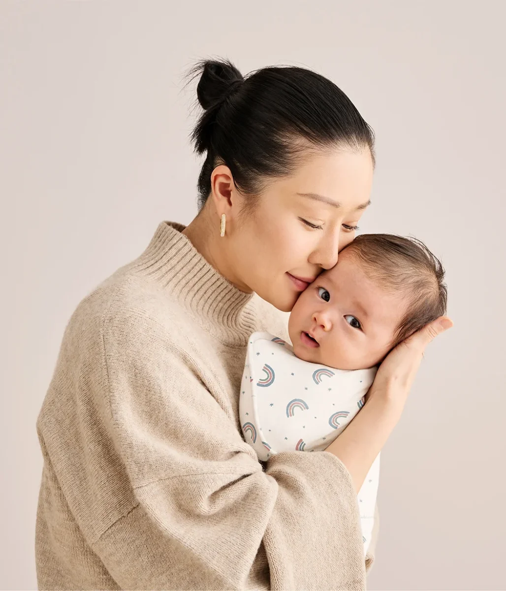 Swaddle Up™ 1.0 TOG Algodón Blanco Sueño Arcoíris - Imagen 6