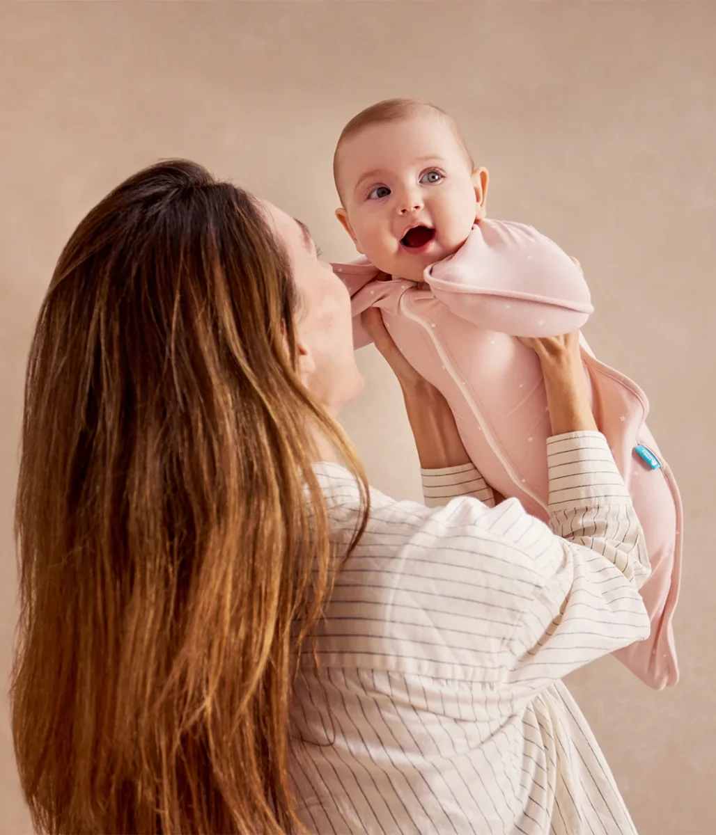 Swaddle Up™ Saco de arrullo 1.0 TOG Algodón Rosa Polvo Estrella Brillante - Imagen 6