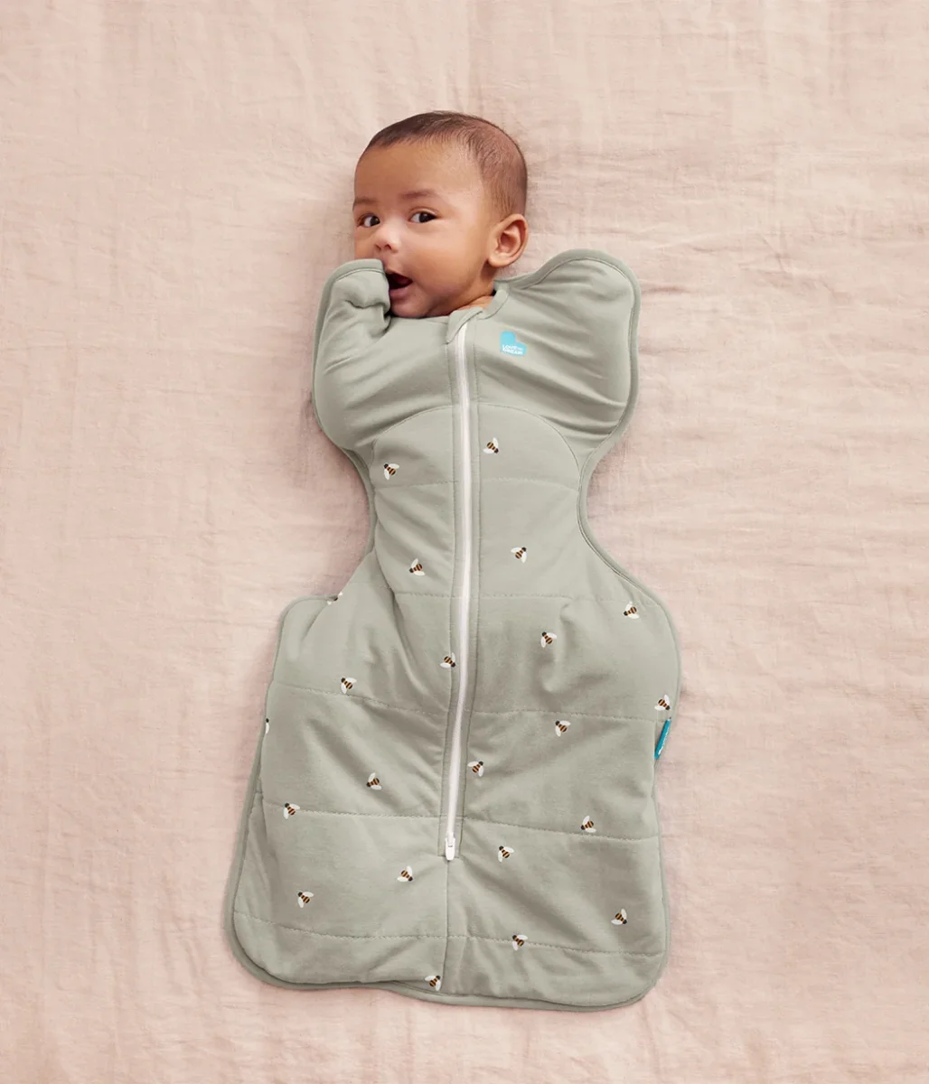 Swaddle Up™ 2.5 TOG Algodón Verde Oliva con Abejas - Imagen 2