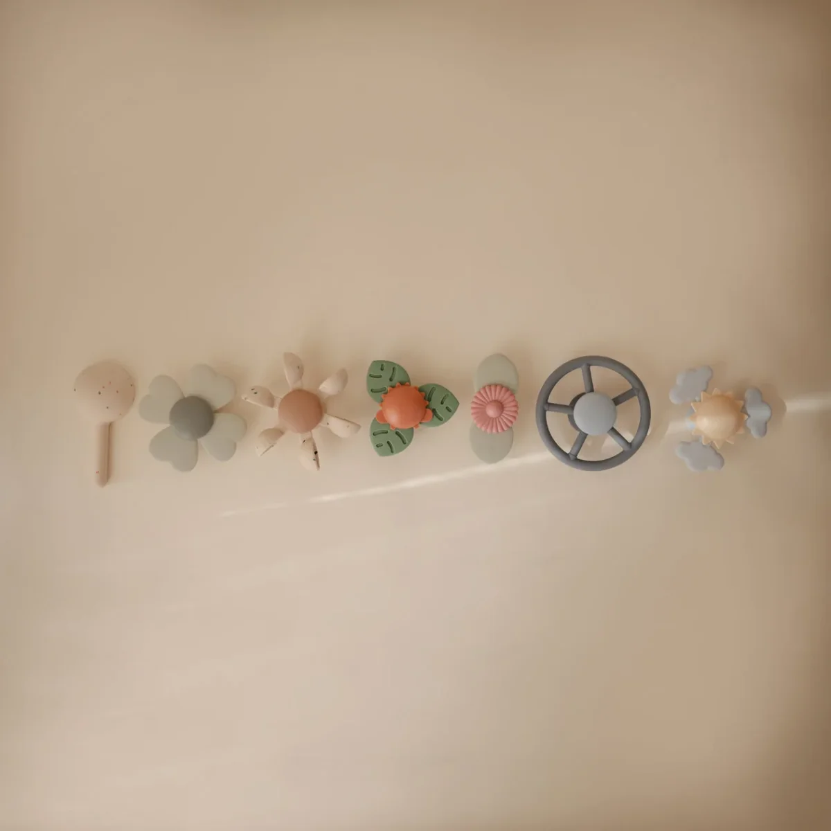 SPINNER CON VENTOSA SOLID SUNSHINE- MUSHIE - Imagen 5