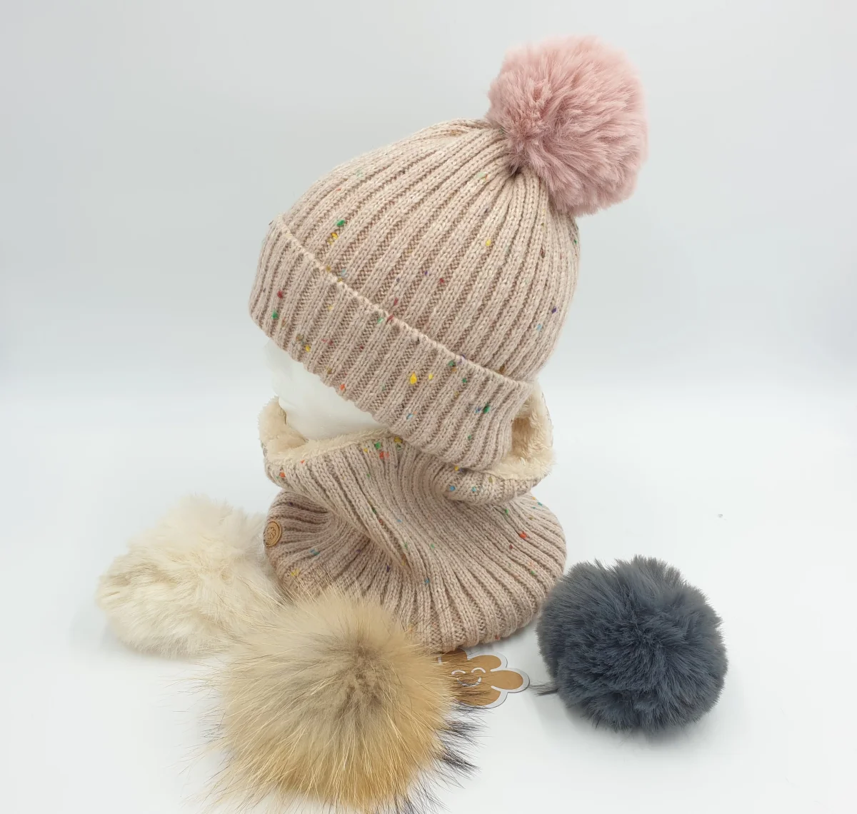 Gorro canalé jaspeado con pompones intercambiables - MONNUAGE - Imagen 4