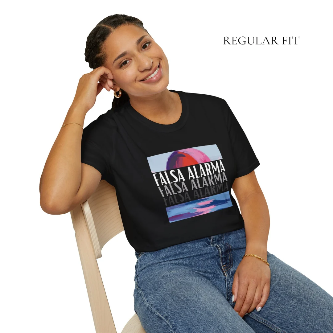 Playera Falsa Alarma "Disguise Edition" - Unisex - Imagen 3