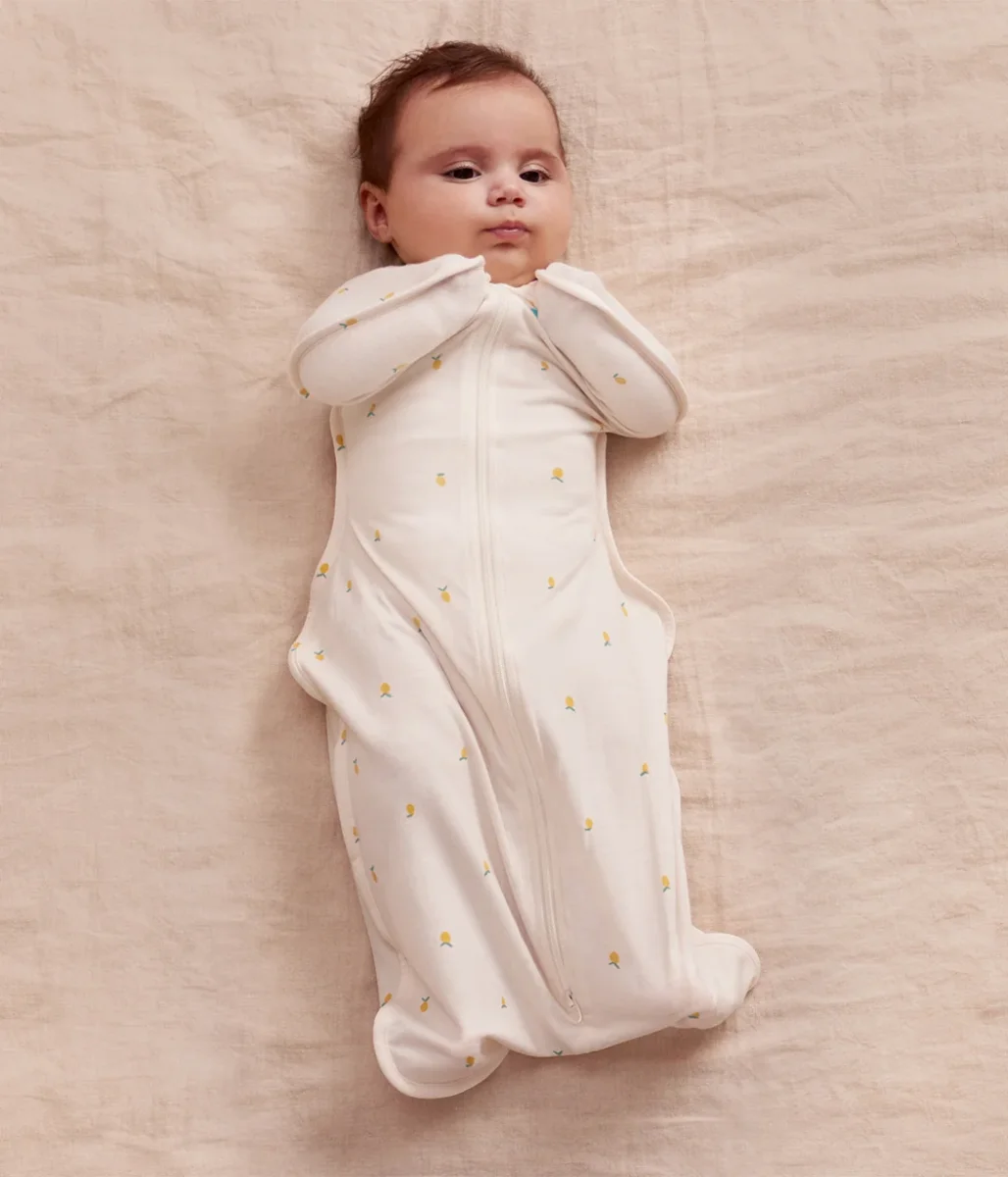 Swaddle Up™ Saco de Arrullo Viscosa de Bambú Crema Limones - Imagen 6