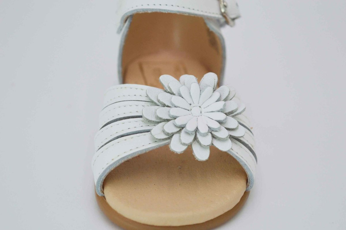 Sandalia flor talón cerrado - Imagen 7