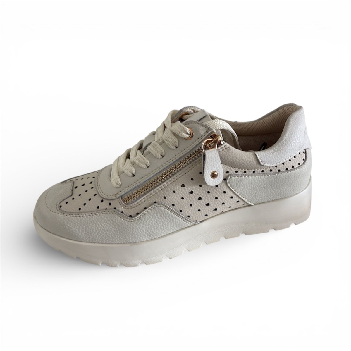 Deportivo casual de piel en color beige para mujer modelo Trino – Fabricado en España