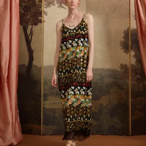 Vestido Negro Bordado