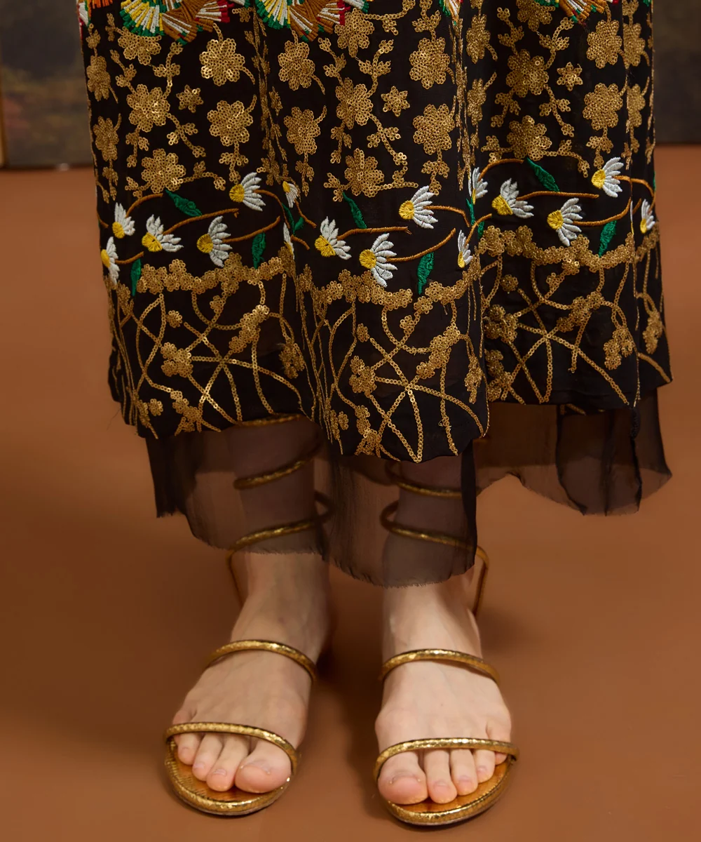 Vestido Negro Bordado - Imagen 3